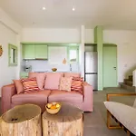Plioni With Private Pool & With Hot Tub * Mikri Vigla