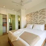빌라 Plioni With Private Pool & With Hot Tub 미크리 비글라