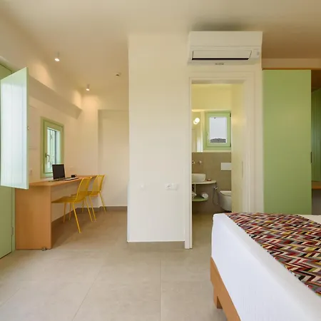 Plioni With Private Pool & With Hot Tub Villa Mikrí Vígla