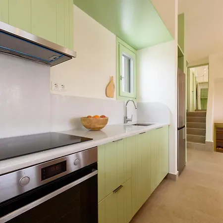 Plioni With Private Pool & With Hot Tub Villa *