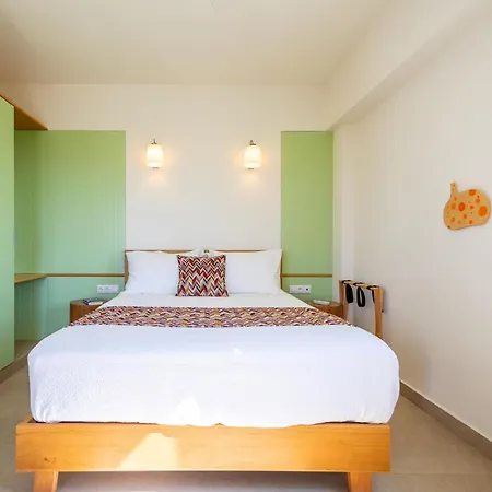 Plioni With Private Pool & With Hot Tub * Mikri Vigla
