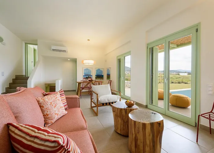 Plioni With Private Pool & With Hot Tub Villa *