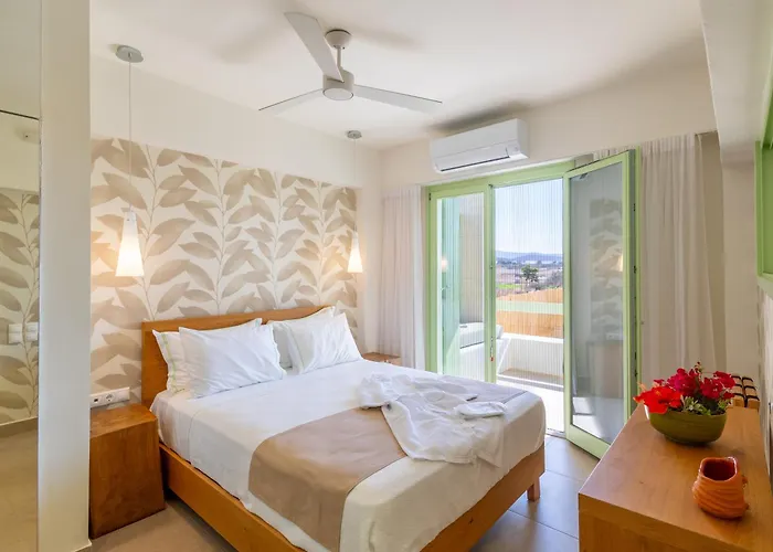 Villa Plioni With Private Pool & With Hot Tub Mikri Vigla