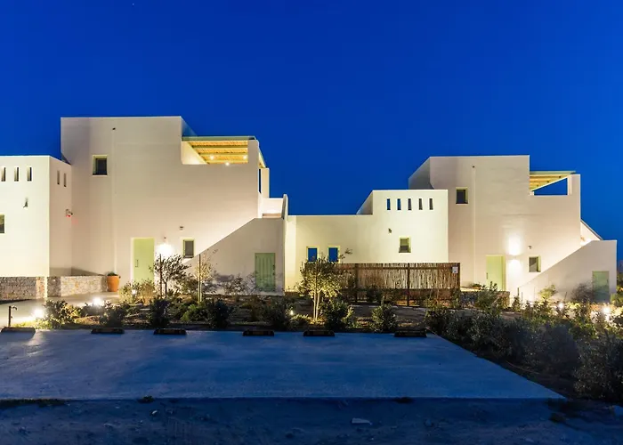 Plioni With Private Pool & With Hot Tub Mikri Vigla