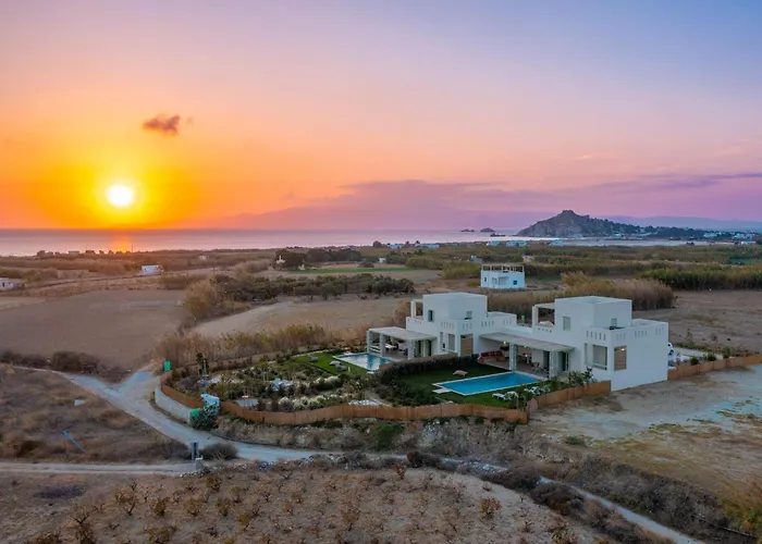 Plioni With Private Pool & With Hot Tub Villa *