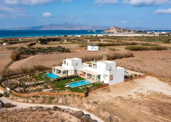 Villa Plioni With Private Pool & With Hot Tub Mikri Vigla